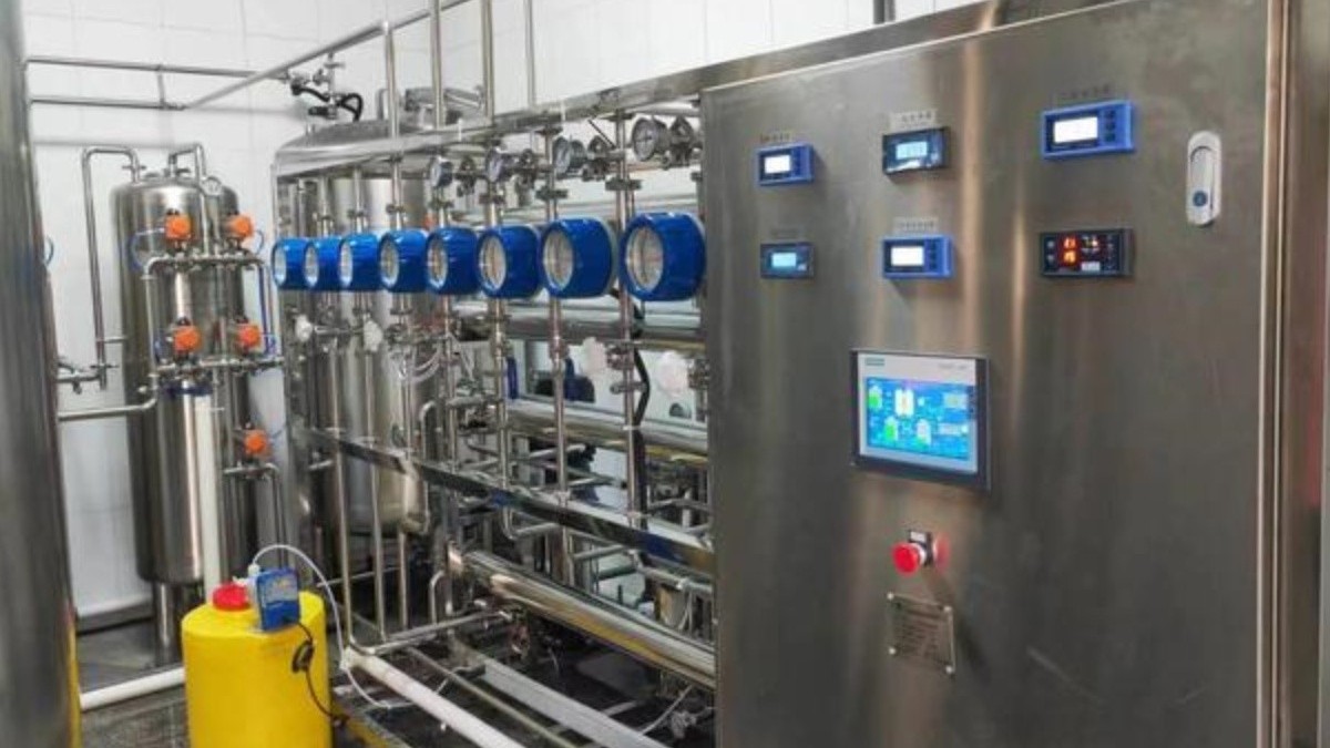 超纯水设备的反渗透膜在清洗时如何选择合适的清洗剂