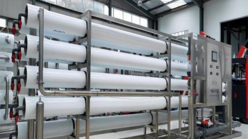 反渗透的核心--半透膜与系统构成