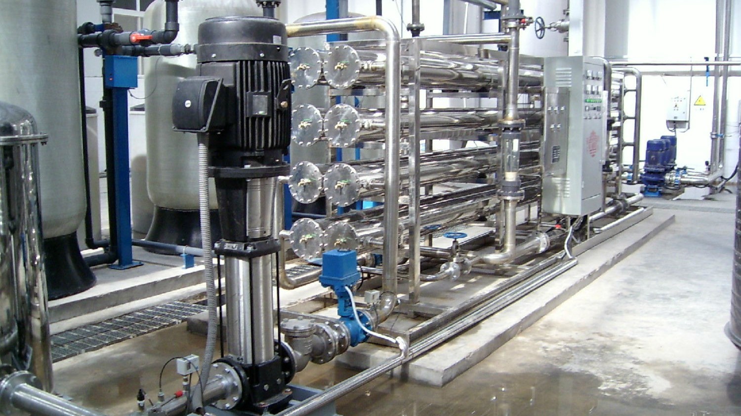 超纯水设备多少钱